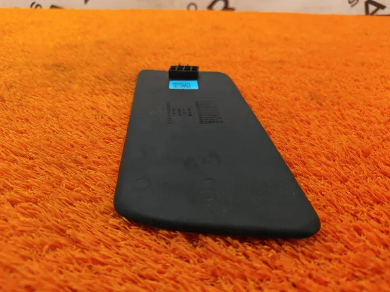 Коврик центральной консоли