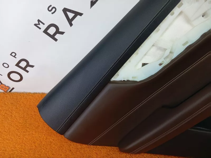 Обшивка двери