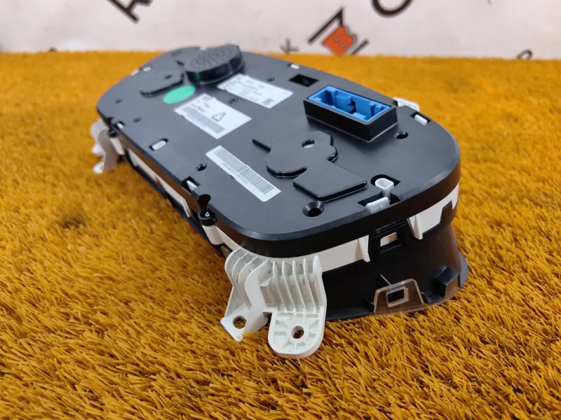 Панель приборов