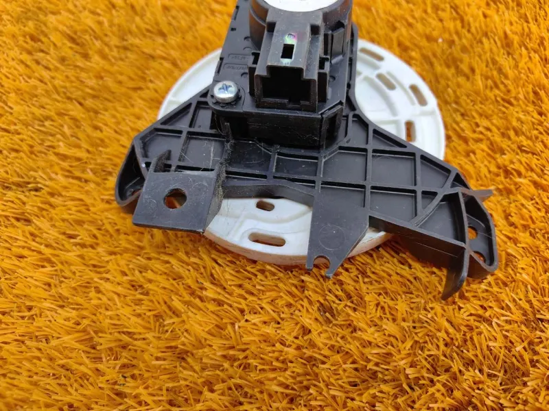 Моторчик заслонки печки