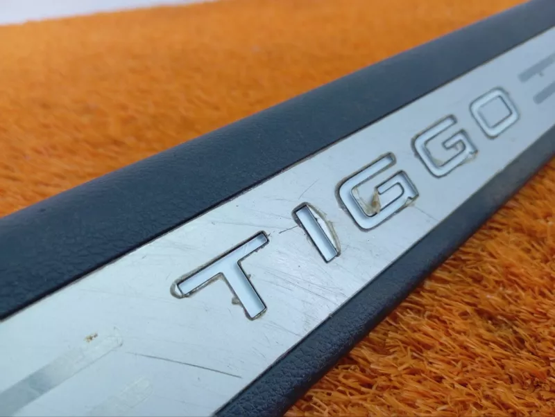 Накладка порога внутренняя