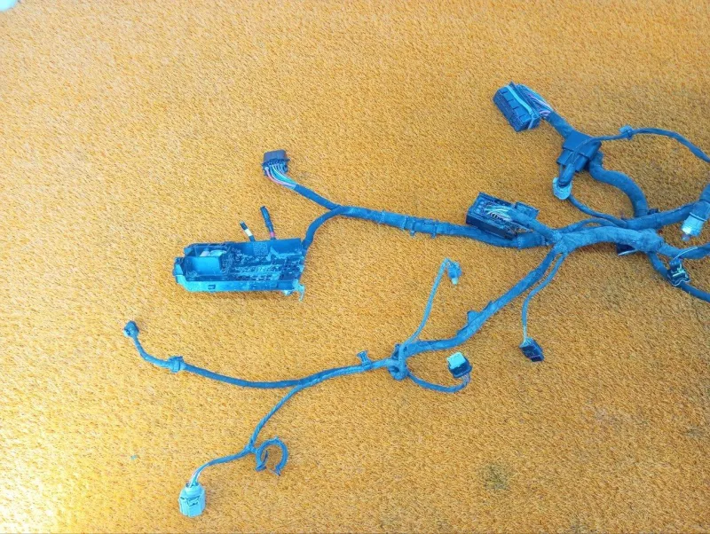 Проводка подкапотная