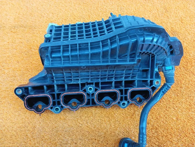 Коллектор впускной