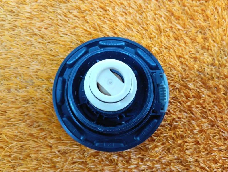 Крышка расширительного бачка