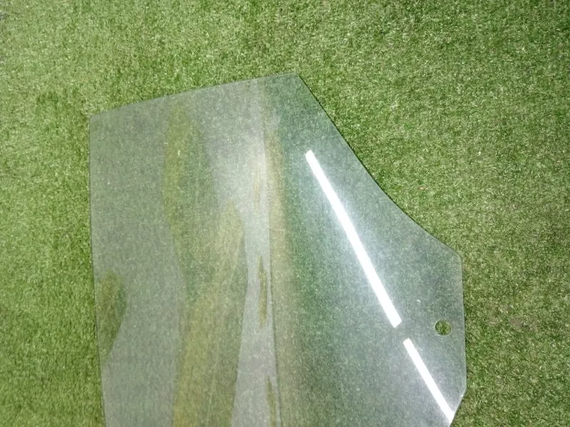 Стекло двери BMW 1-Series 2004 51357067793 E87, заднее левое