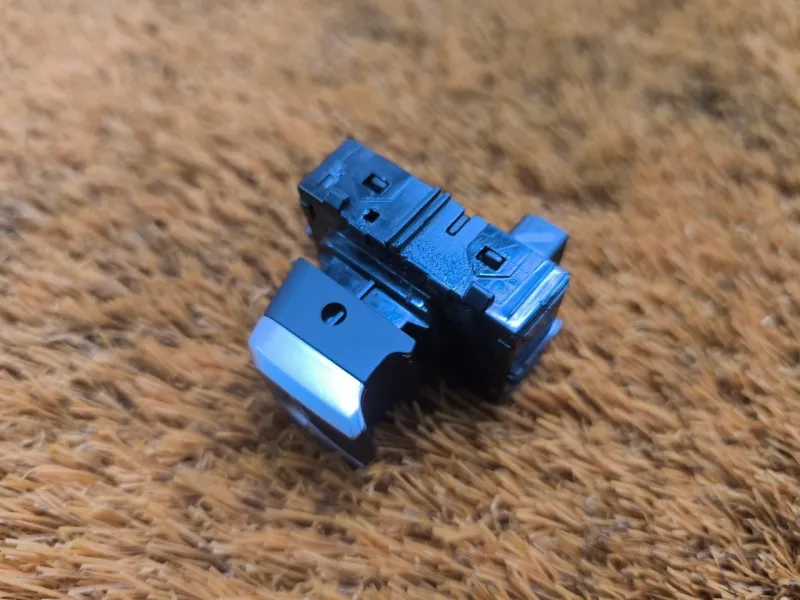 Кнопка стеклоподъемника