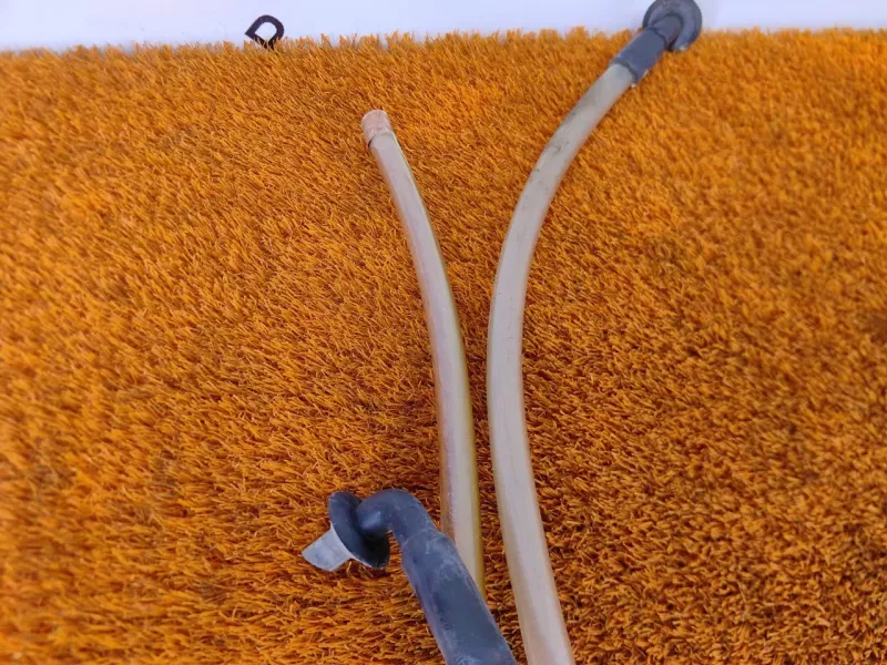 Дренажная трубка (шланг омывателя)