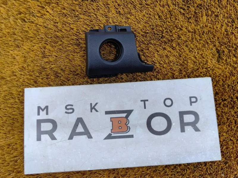 Накладка на торпедо