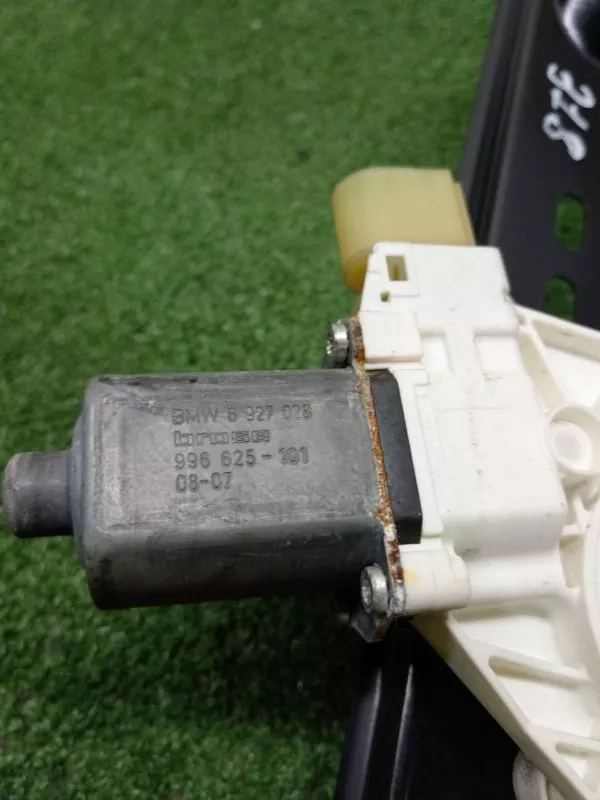 Стеклоподъемник BMW 3-Series 2008 51337140587 E90, передний правый