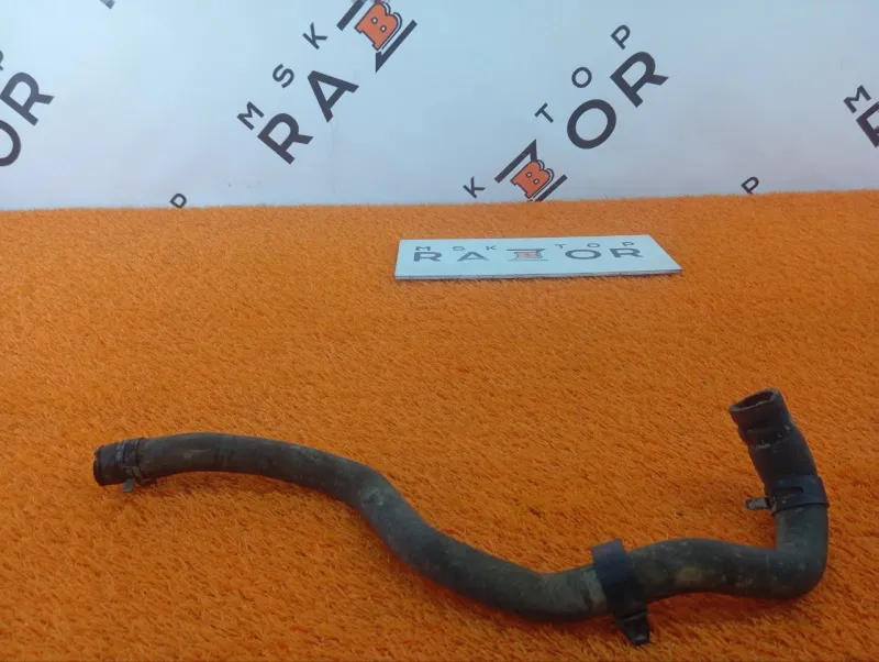 Патрубок радиатора