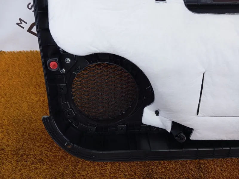 Обшивка двери