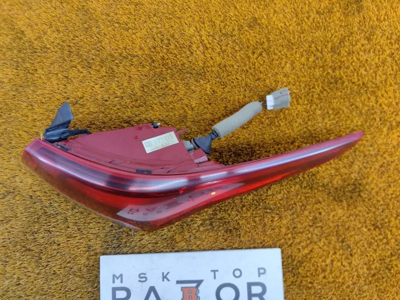 Фонарь задний