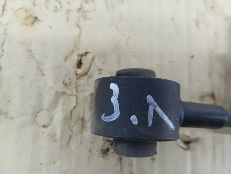 Стойка стабилизатора