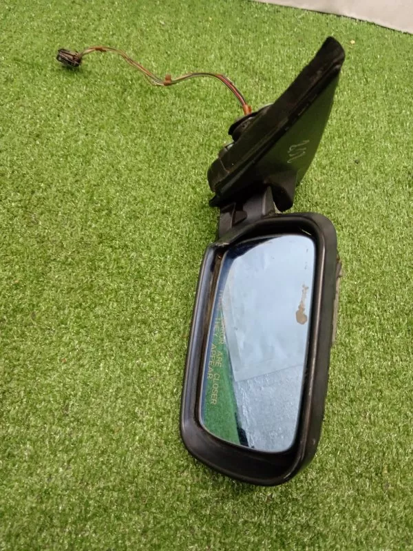 Зеркало боковое