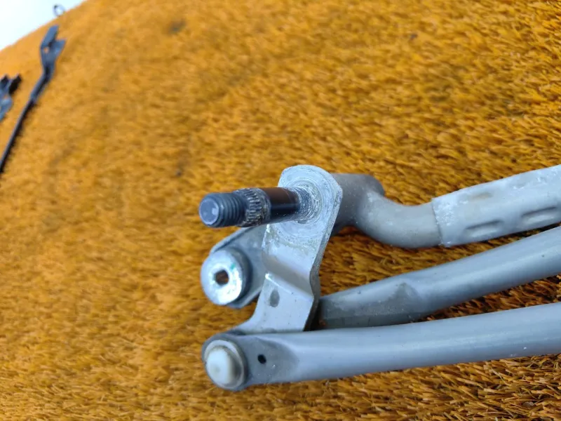 Трапеция дворников