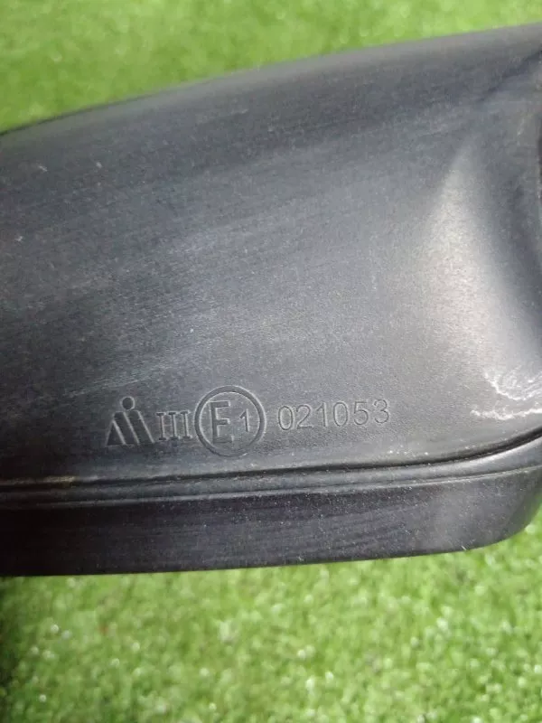 Зеркало боковое