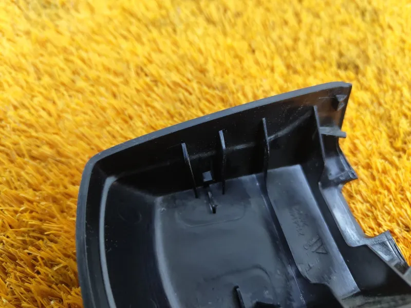 Накладка зеркала внутренняя