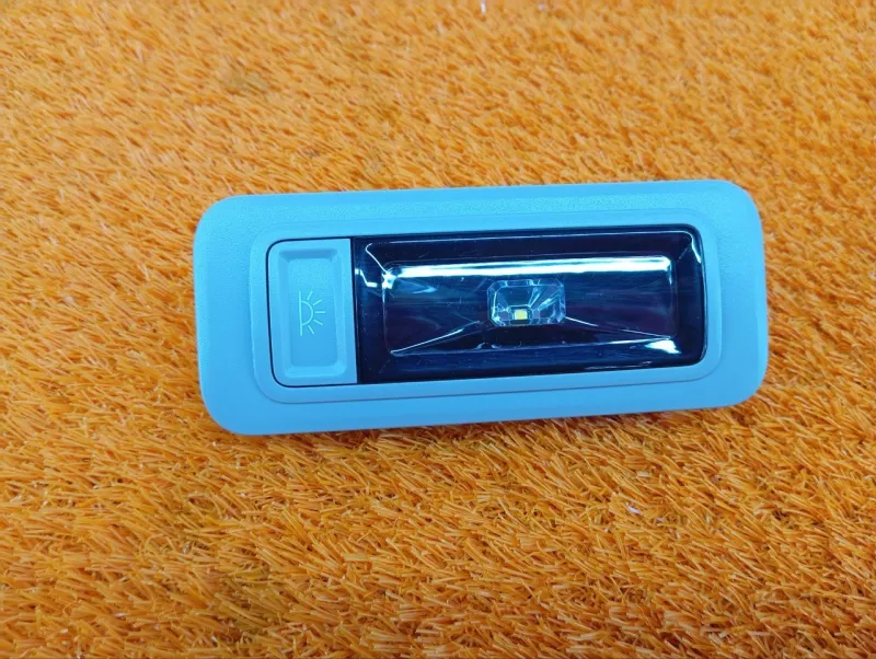 Плафон салона