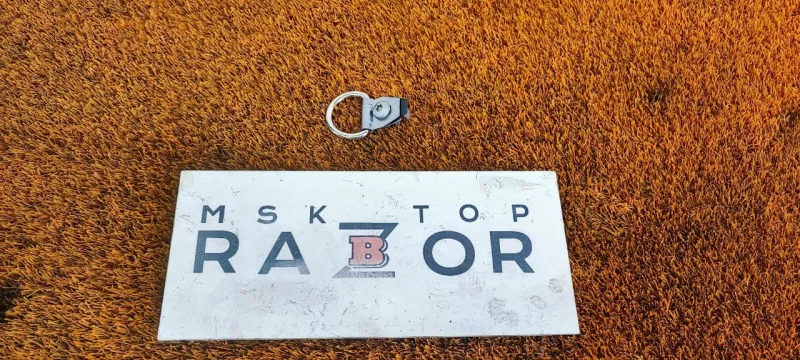 Кронштейн крепления груза