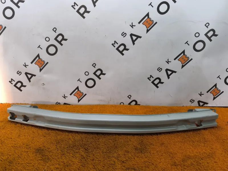 Усилитель бампера