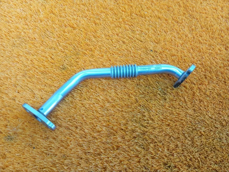 Трубка турбокомпрессора