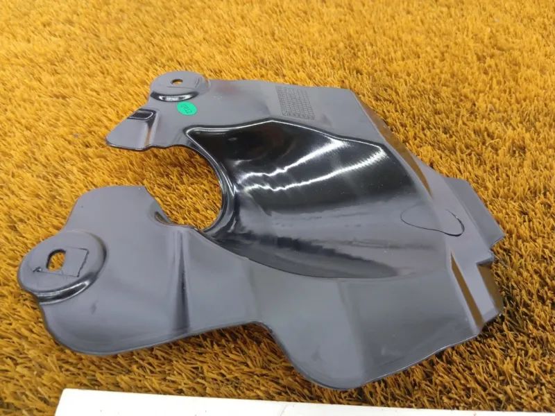 Кожух рулевой колонки