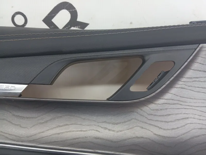 Обшивка двери