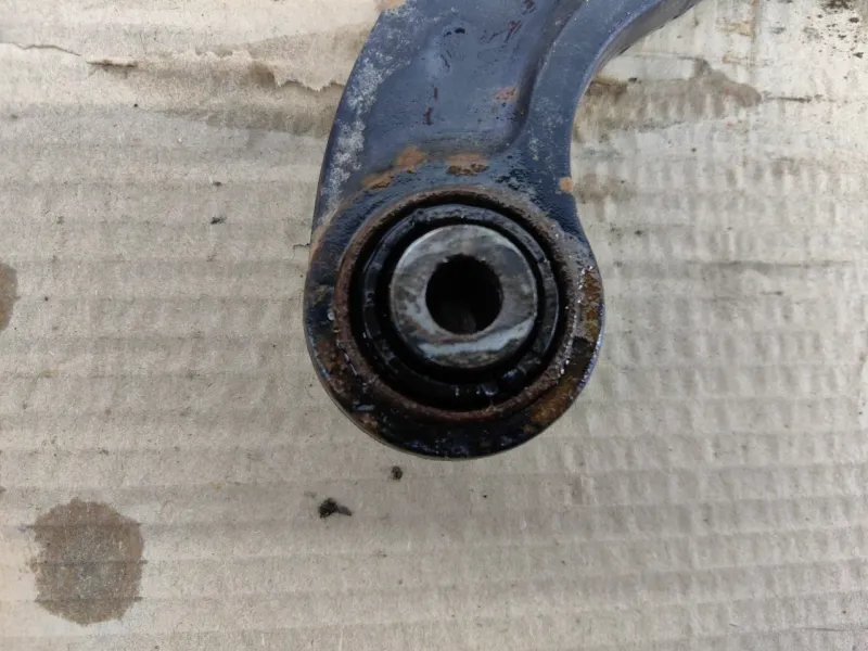 Рычаг подвески