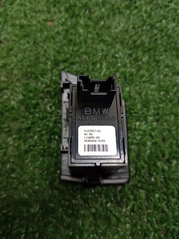 Кнопка стеклоподъемника