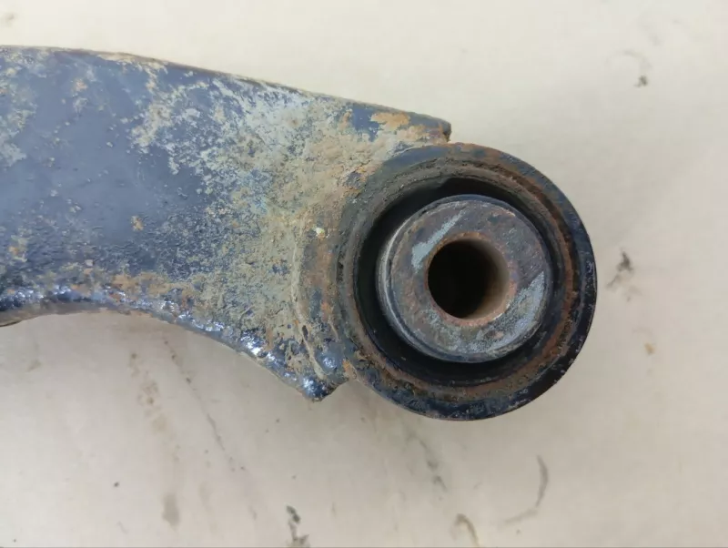 Рычаг подвески