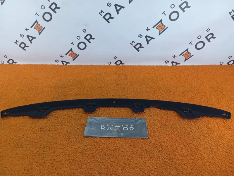 Накладка в салоне