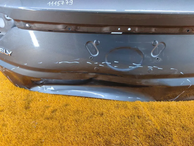 Крышка багажника