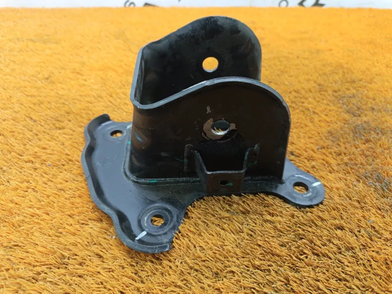 Кронштейн балки