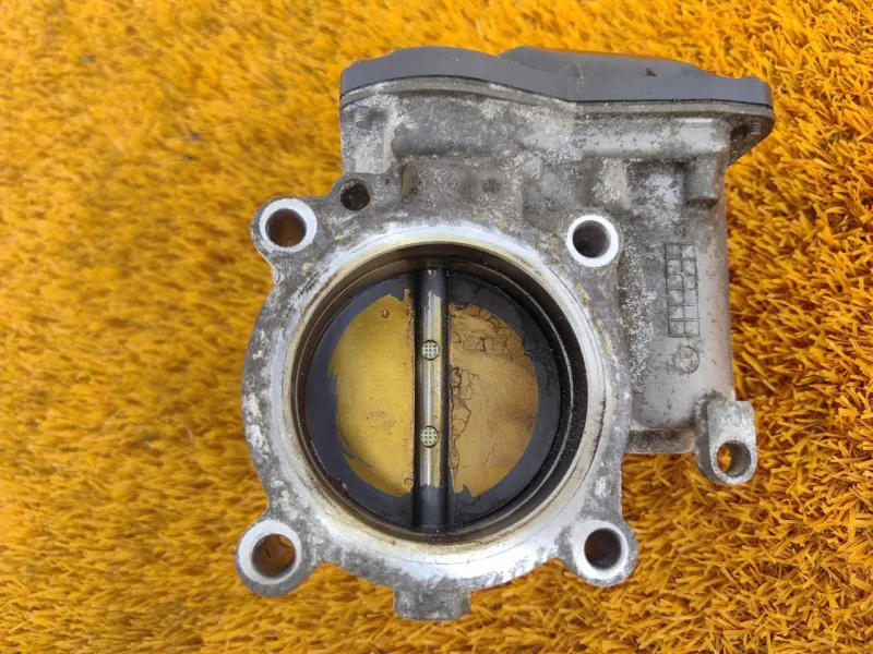 Дроссельная заслонка