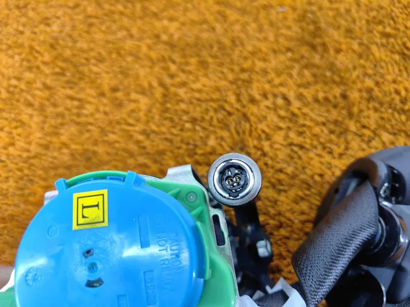 Ремень безопасности