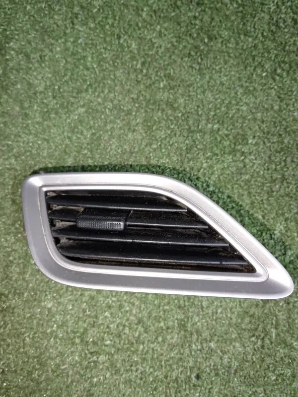 Решетка вентиляционная