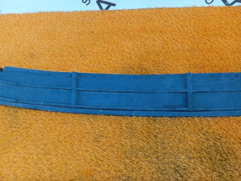 Усилитель бампера