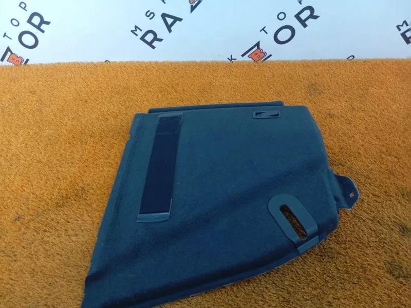 Обшивка багажника