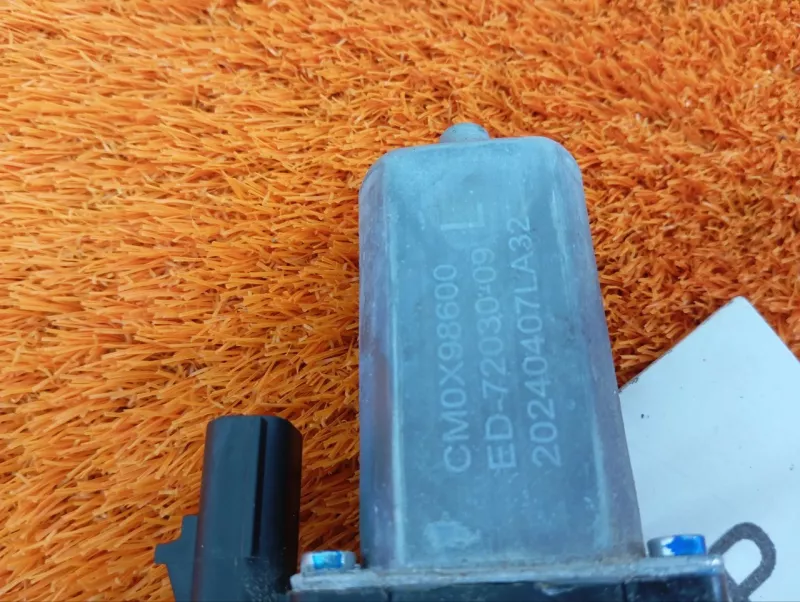 Стеклоподъемник