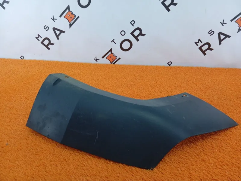 Молдинг бампера