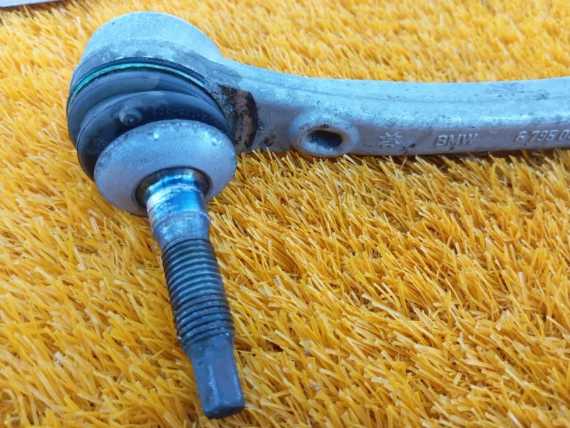 Рычаг подвески