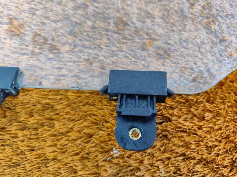 Стекло двери