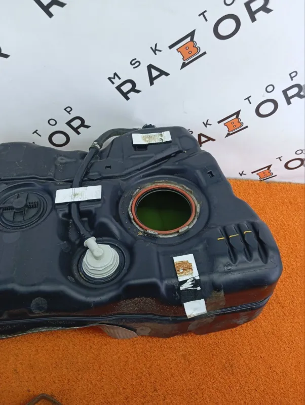 Бак топливный