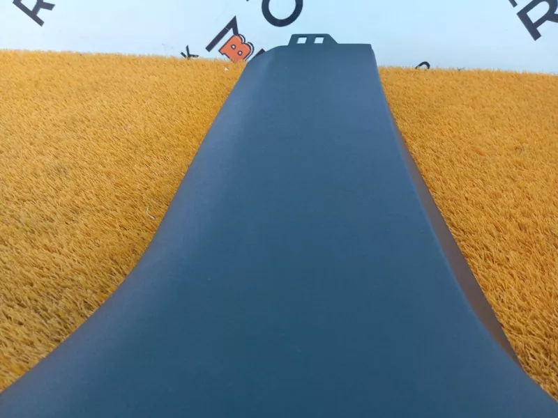 Накладка на стойку кузова