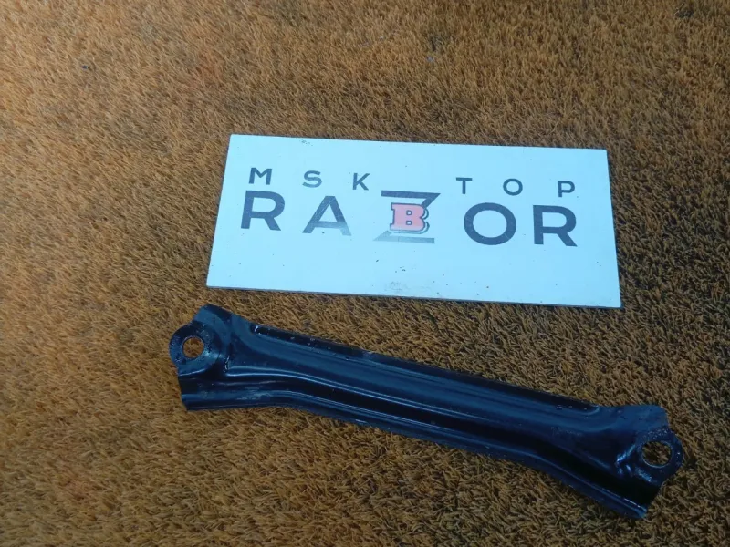 Стойка подрамника