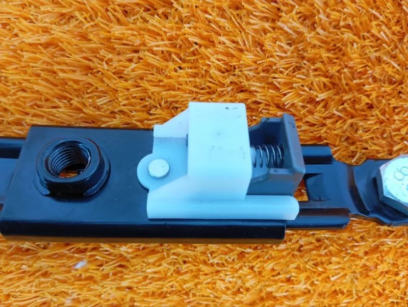 Механизм регулировки ремня безопасности