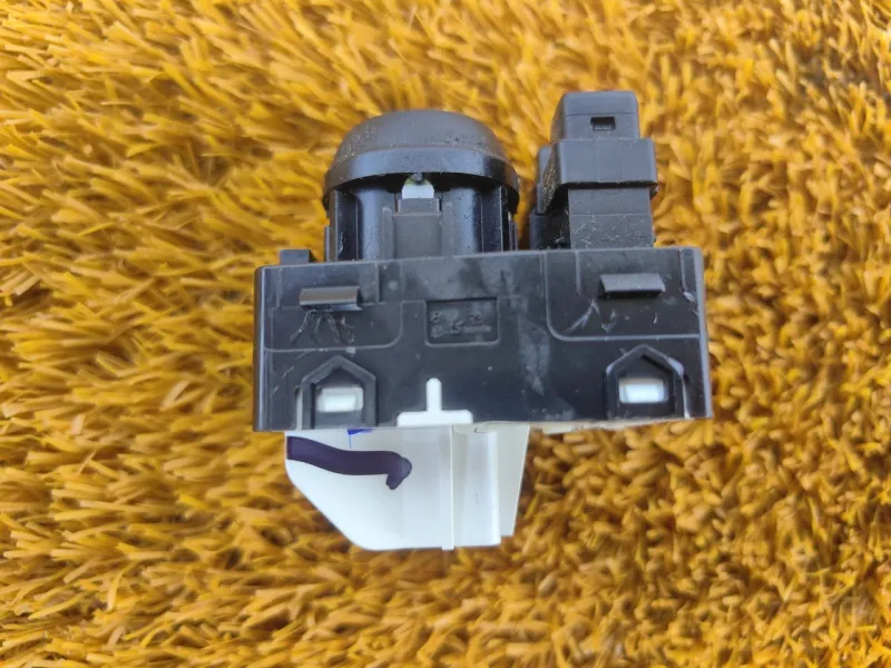 Блок управления зеркалами