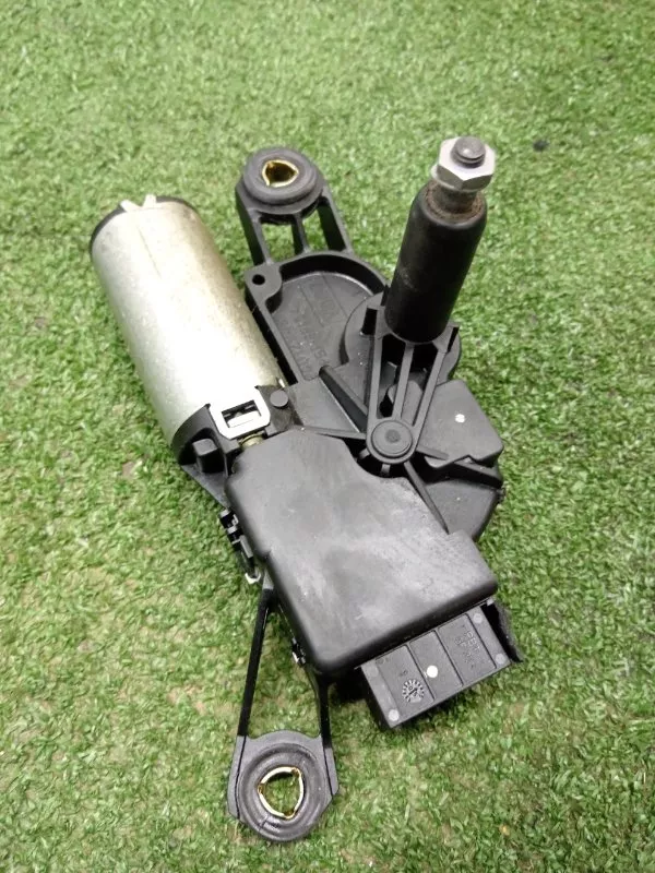 Моторчик стеклоочистителя BMW X5 2006 692785103 E53