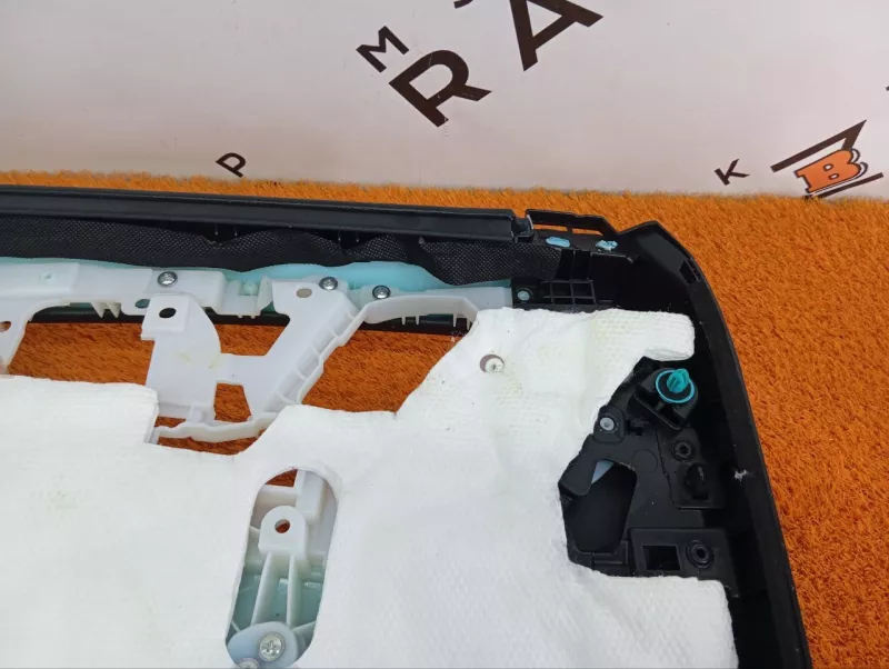 Обшивка двери