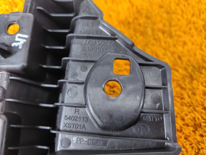 Крепление бампера